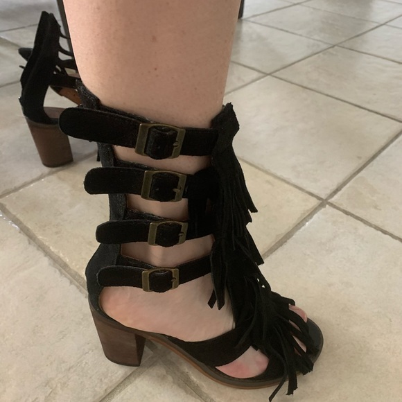 Jeffery Campbell Ibiza suede fringe sandal. - Picture 2 of 6